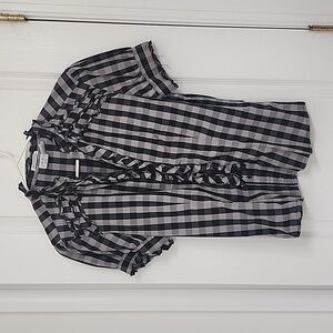 Beautiful plaid Stretch Sz XL button down ruffle stretch